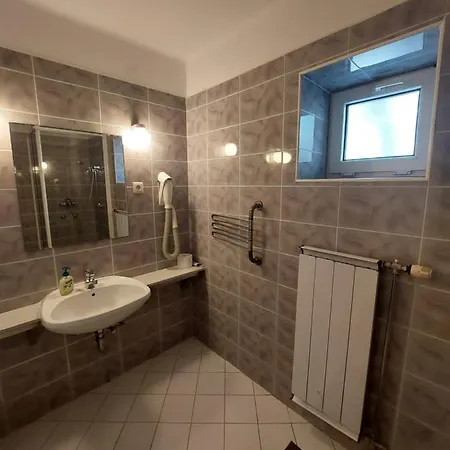 Ive Vendégház *