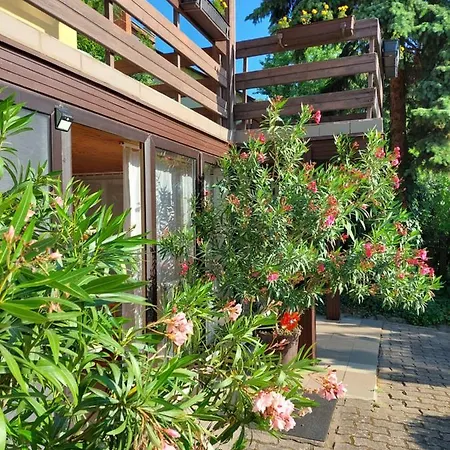 Maison d'hôtes Ive Vendégház Balatonalmádi